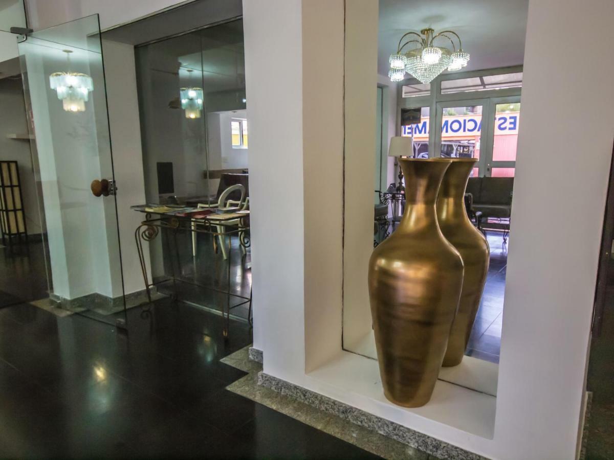 萨尔山脉酒店 库里提巴 外观 照片